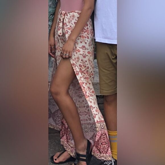 Sky and Sparrow Tie-Front Floral Print Boho Side Slit Pants. Size XS. VGUC - Picture 5 of 6